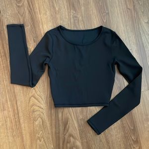 Lululemon long sleeve crop top